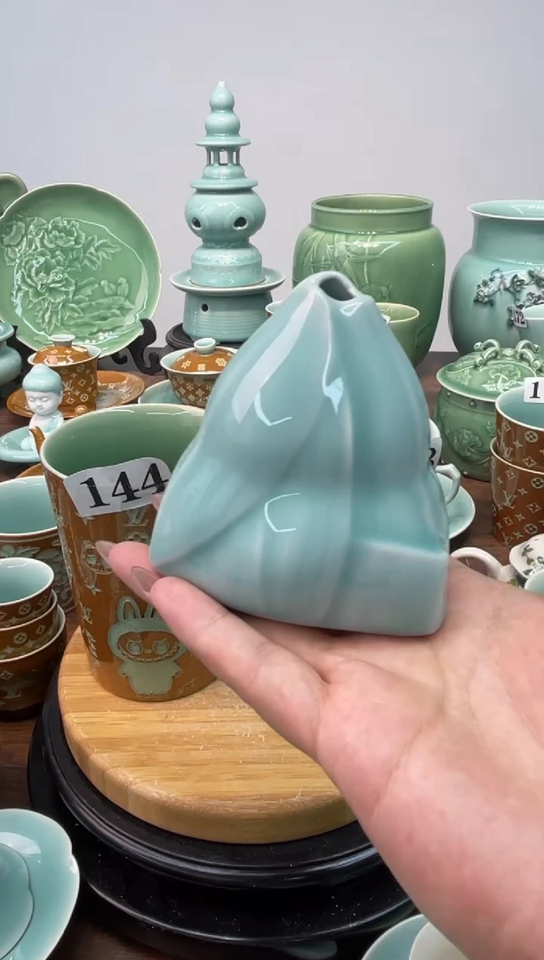 特价福利 微瑕 慧仙青瓷
