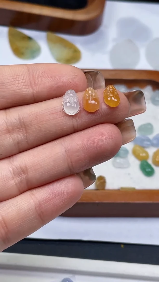 配石翡翠樱天然翡翠23