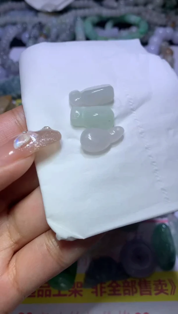 【闪购商品】翡翠挂件未镶嵌MJX035229