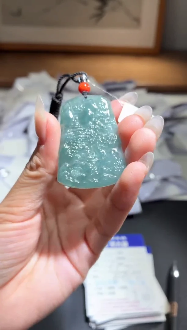 吊坠(不含链)未镶嵌翡翠山水牌