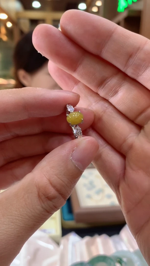 未镶嵌戒指翡翠翡翠