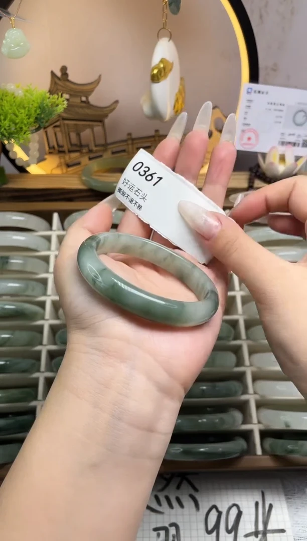 未镶嵌手镯石英质玉0361