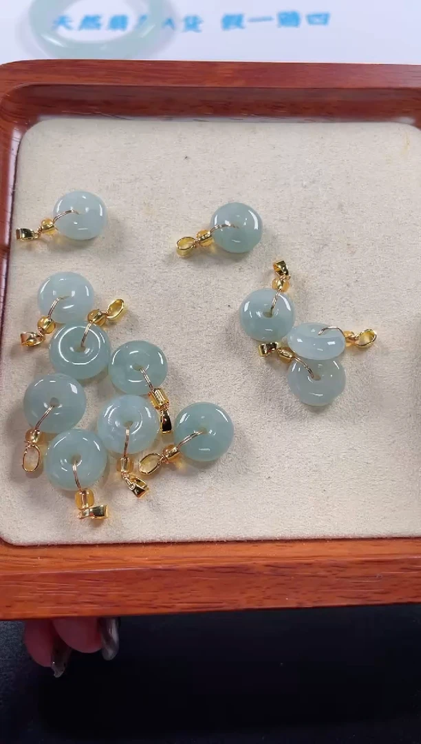 未镶嵌手镯翡翠（多样性发一件）