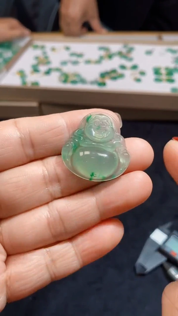 【闪购商品】石英质玉颈饰未镶嵌天然A货非洲翠