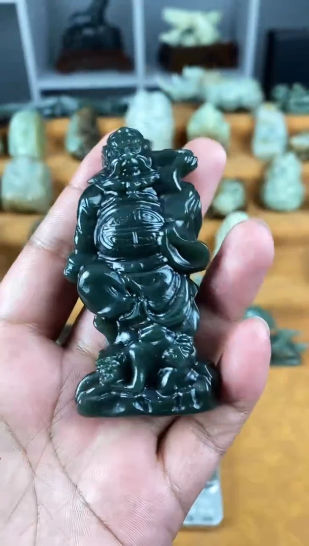 未镶嵌和田玉把件1