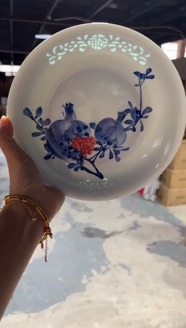 白瓷8英寸石榴手绘盘子好的2个