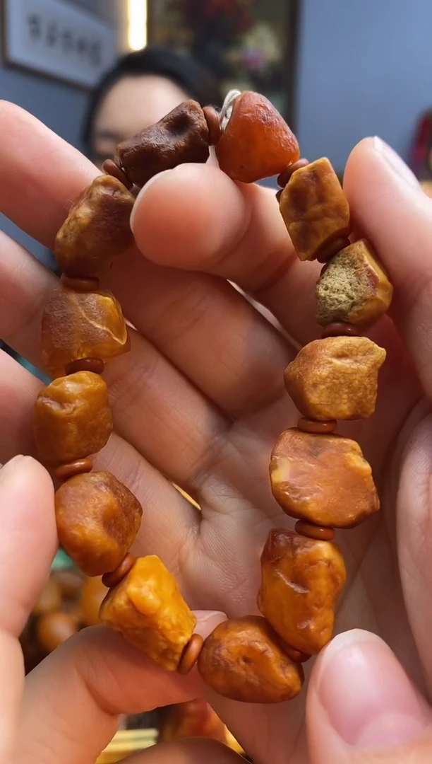 未镶嵌琥珀手串手串