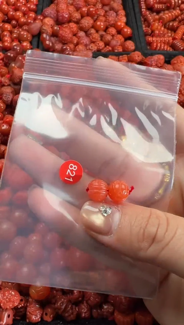 【闪购商品】南红玛瑙未镶嵌颈饰2