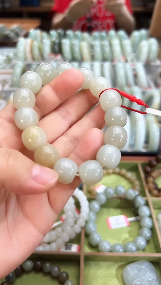 未镶嵌手串和田玉且末料迪克兰老型珠手串卡13*14