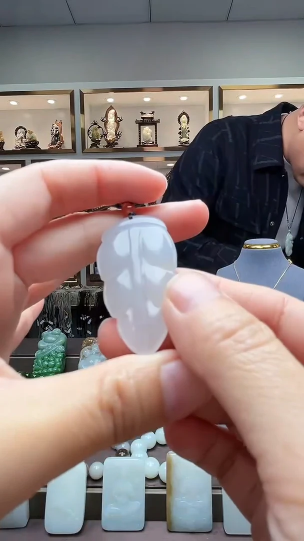 【闪购商品】和田玉颈饰未镶嵌11111111