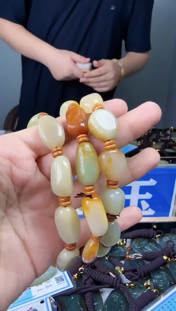 和田玉未镶嵌颈饰多样性发货拍一单发一个