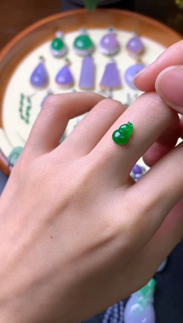 【闪购商品】定制翡翠未镶嵌裸石（镶嵌定制）