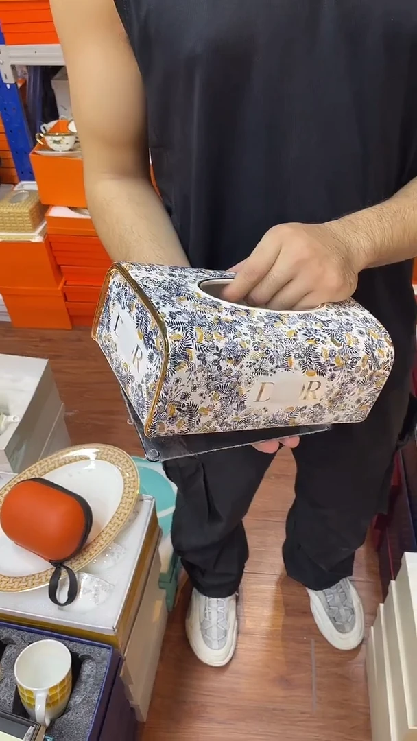 杯鸿辉家品牌瓷器，京东包邮！