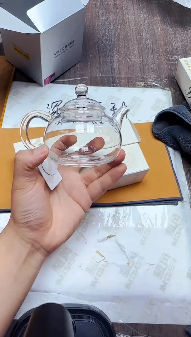 风谜·璀璨樽悦壶透明