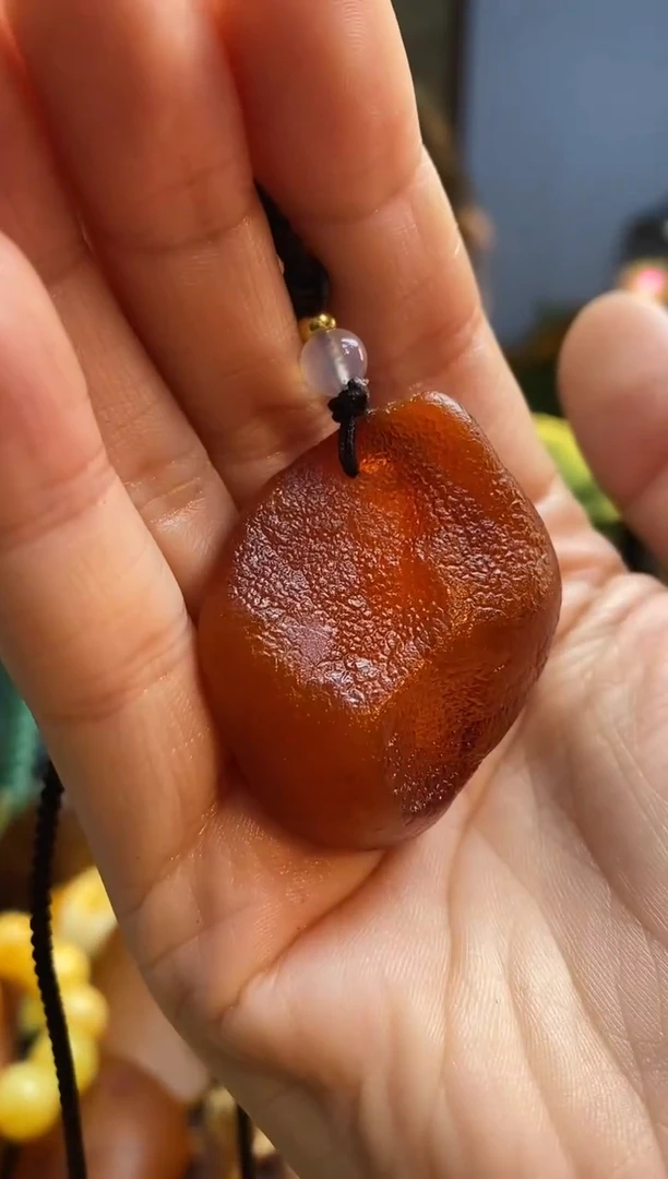 琥珀颈饰未镶嵌吊坠
