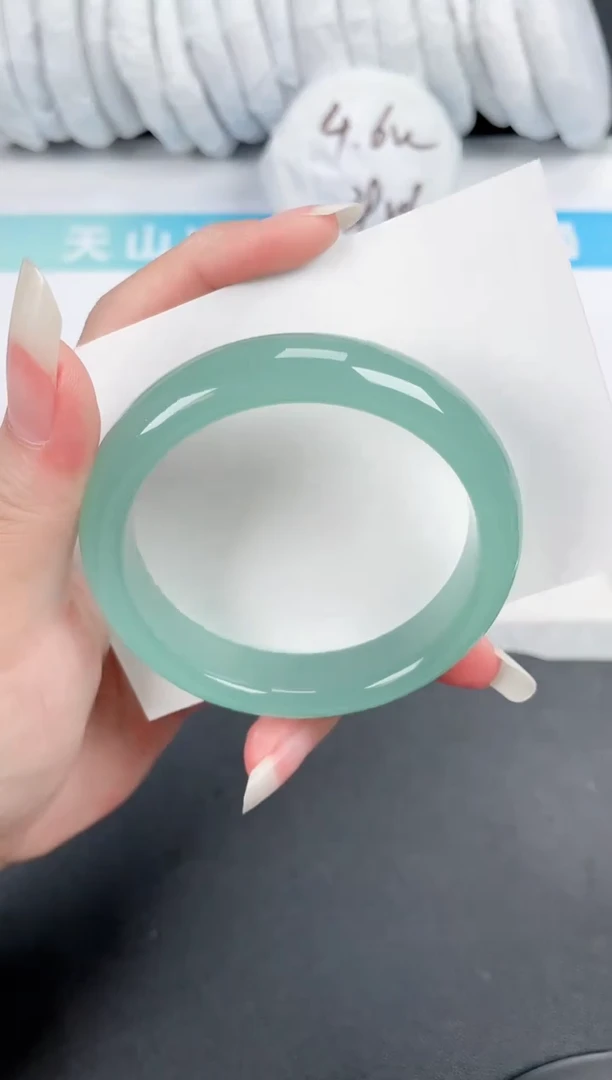 石英质玉手镯未镶嵌422-56.5