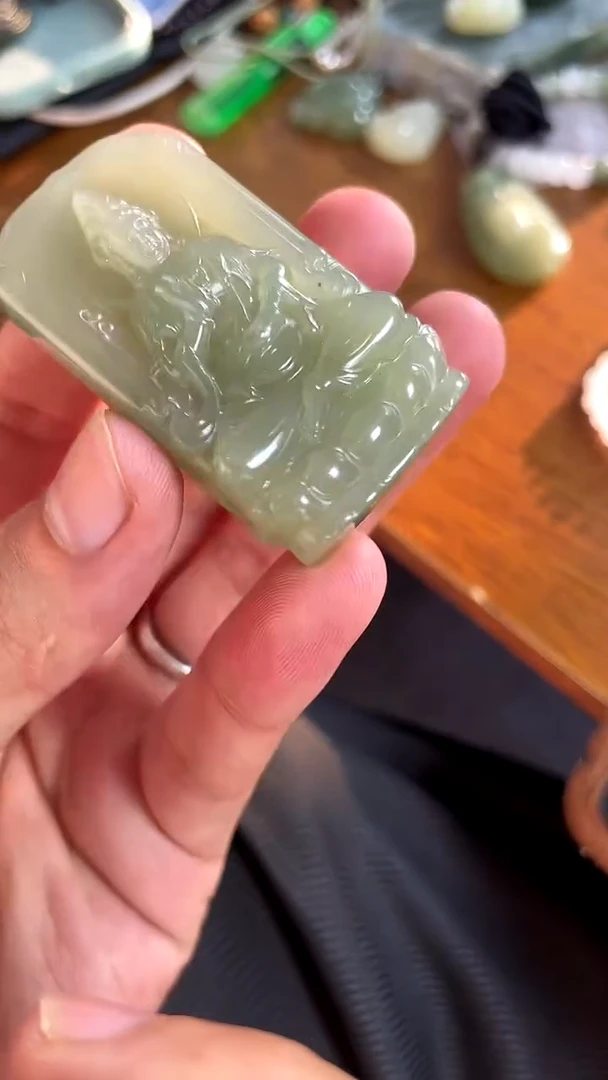 颈饰未镶嵌和田玉观音