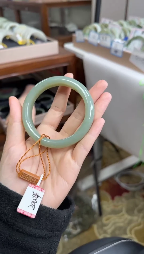 未镶嵌手镯和田玉57