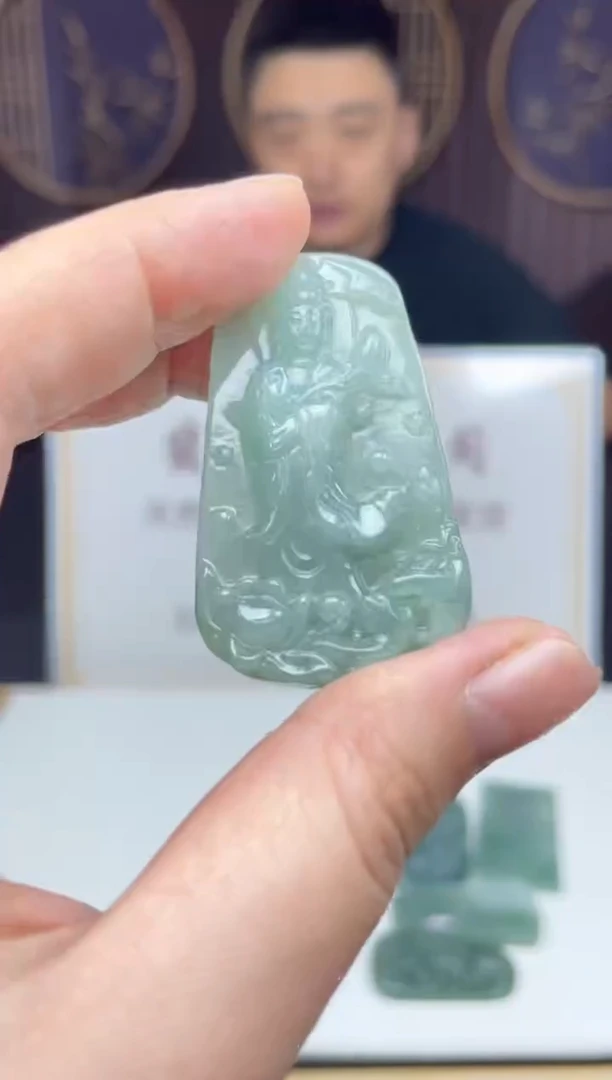 【闪购商品】定制翡翠未镶嵌      *4