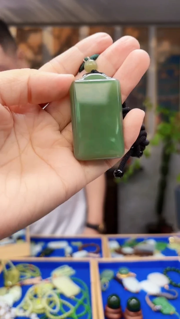 和田玉未镶嵌挂件拍一发一多样性发货