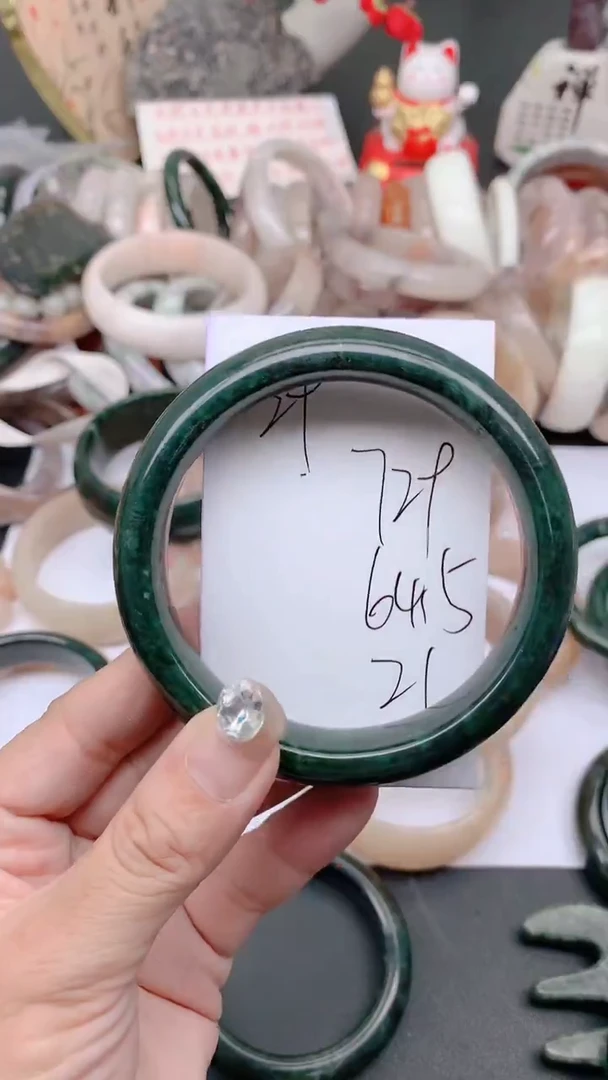 未镶嵌手镯石英质玉729