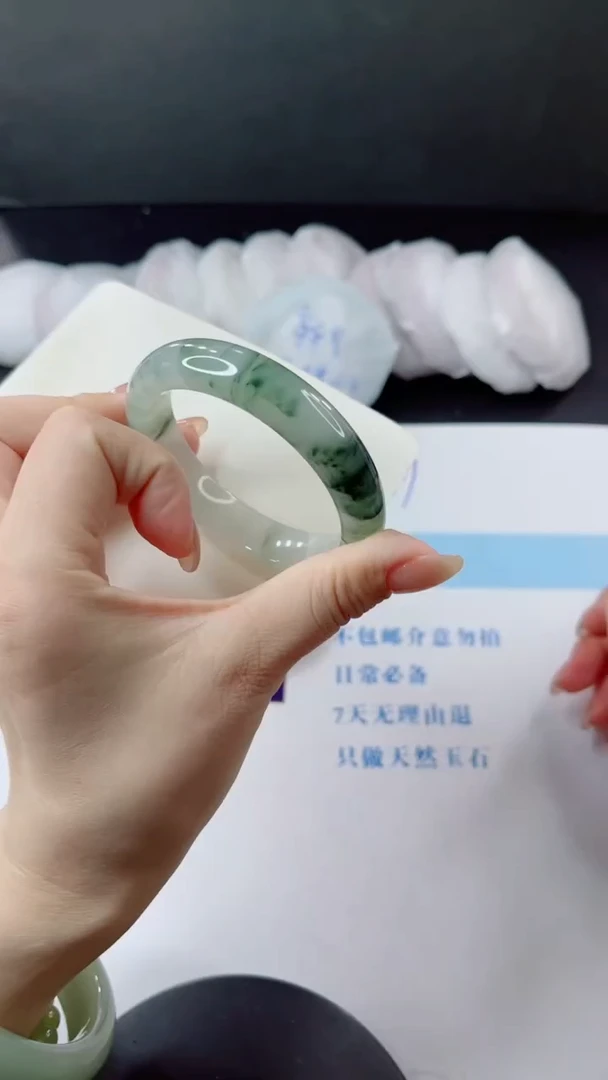 未镶嵌手镯石英质玉多样性发货V10
