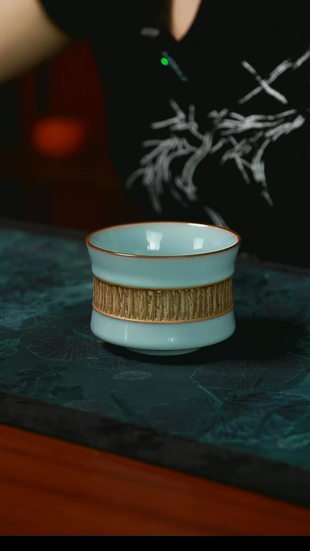 束腰杯 跳刀 开片 一级品  150毫升