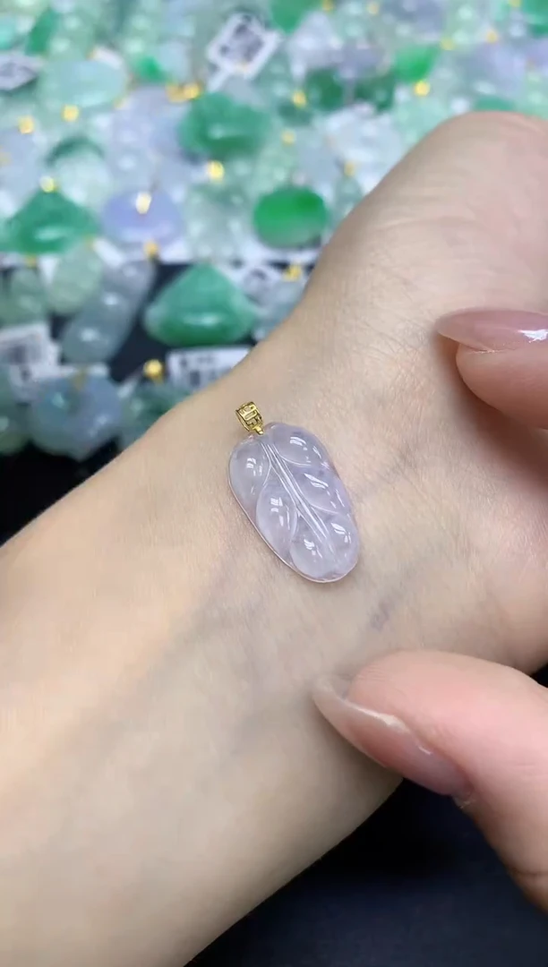 颈饰18K金镶嵌翡翠天然缅甸翡翠A货百元以上9元证书费自理