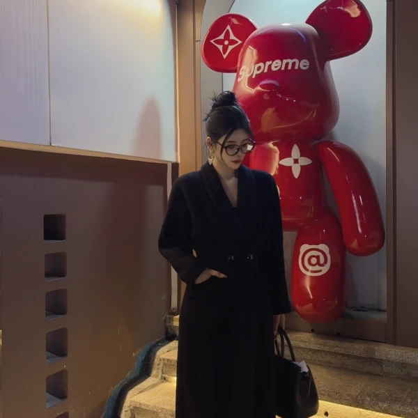 【天姐家】复古老钱风翻领大衣女秋冬气质长款外套STTYN408302