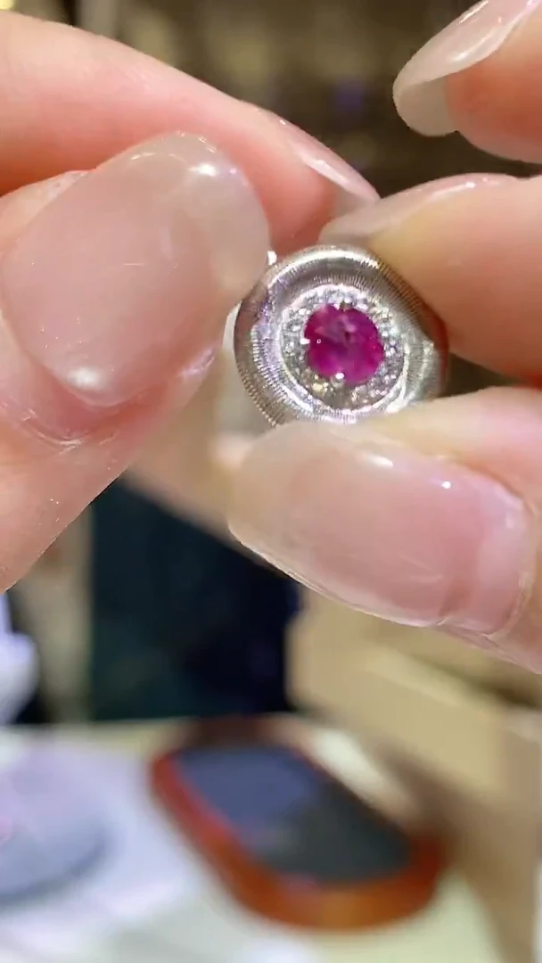 银S925镶嵌吊坠红宝石173ZB1030产品一个