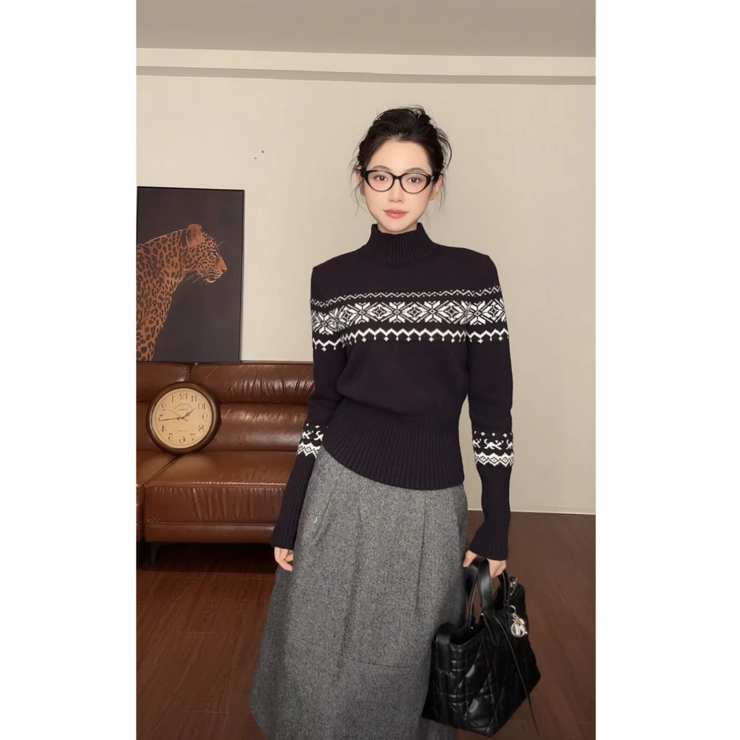 ZOUYASHIFA 圆领收腰显瘦毛织衫  YSA89336