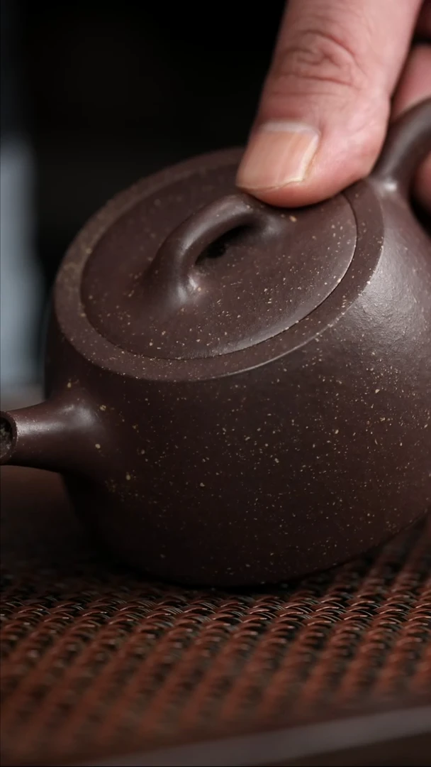 【闪购商品】紫砂茶壶费列罗蔓生井栏