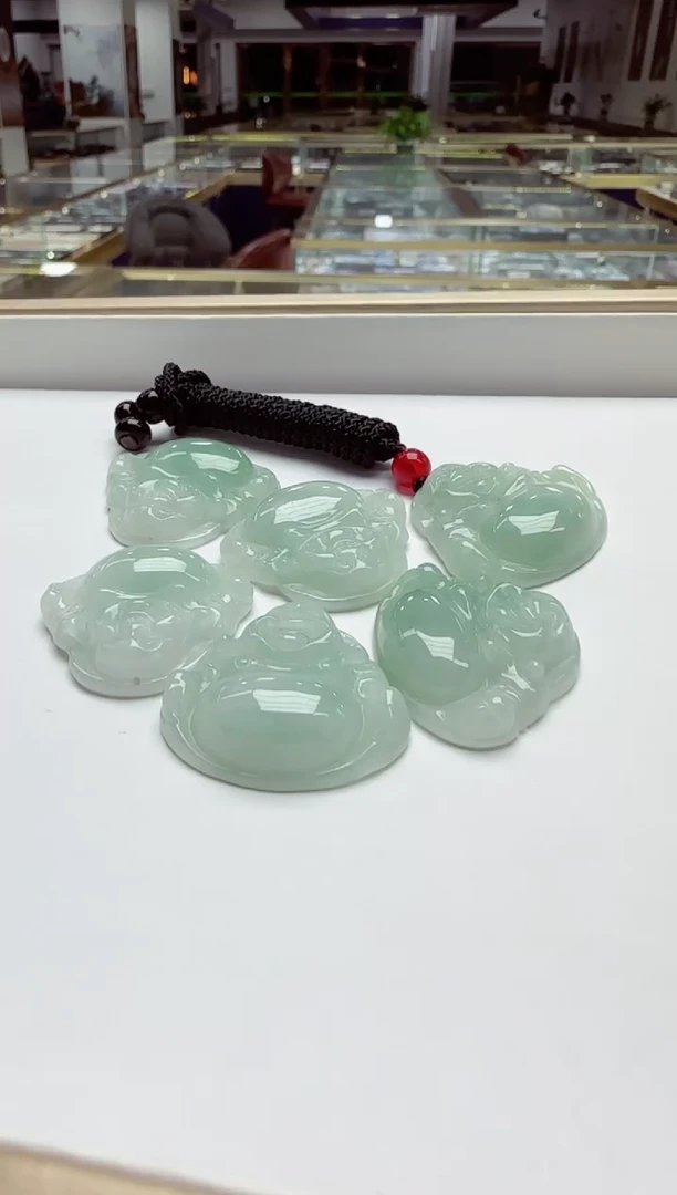 颈饰未镶嵌翡翠多样性发其一
