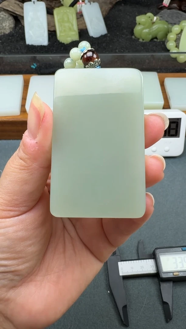 颈饰未镶嵌和田玉4