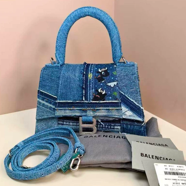 99新 Balenciaga/巴黎世家 胖虎佳佳/箱包/斜挎包/31B2509030109