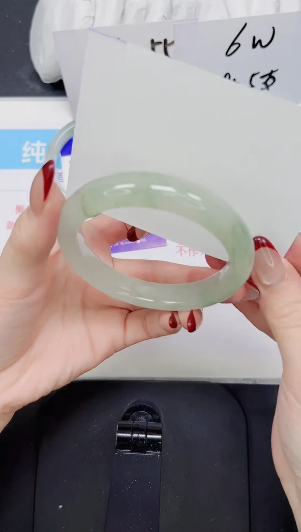 【闪购商品】石英质玉手镯未镶嵌294