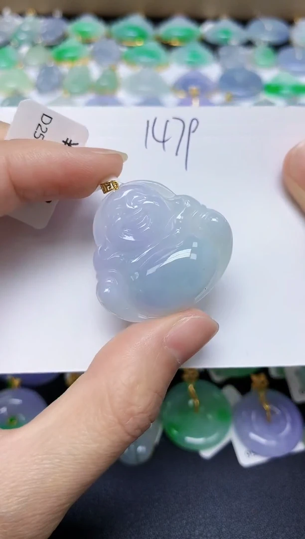 翡翠18K金镶嵌颈饰 天然缅甸翡翠A货