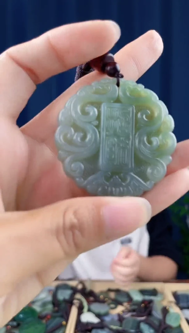 未镶嵌和田玉挂件拍一发一，多样性发货