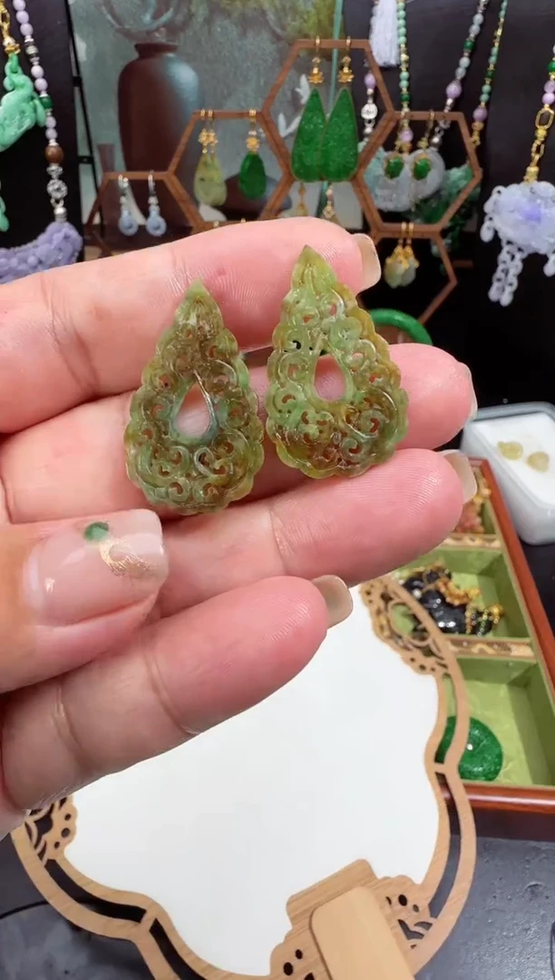 定制翡翠未镶嵌拍照