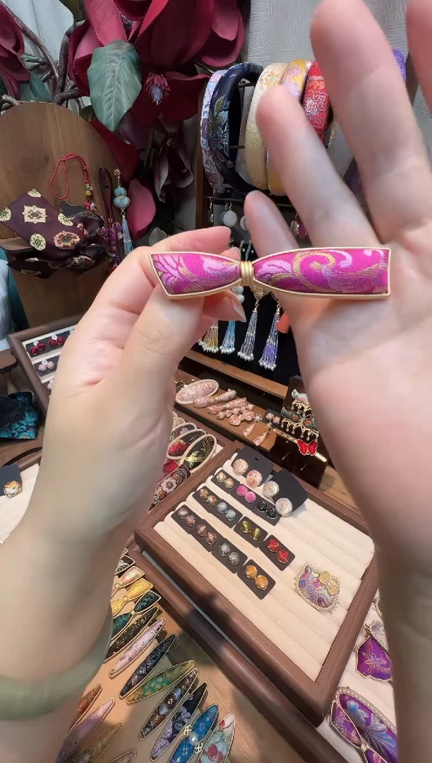 雪*【孤品车11.27】三马凤凰宝相蝴蝶结鸭嘴夹