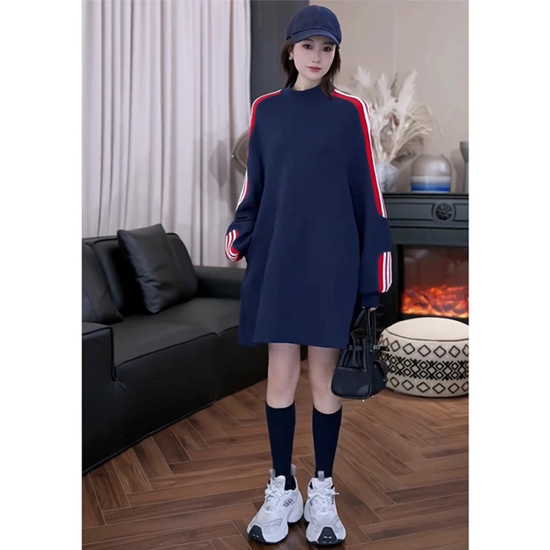 洋气休闲显瘦立领减龄连衣裙潮2025秋季新款时尚通勤拼色卫衣裙女
