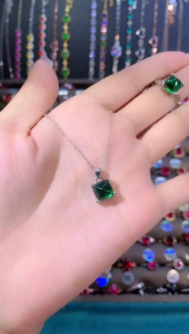 吊坠(赠链)银S925镶嵌碧玺银色8