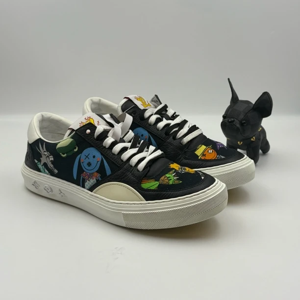 99新 LouisVuitton/路易威登 黑色卡通稻草人帆布鞋 40码