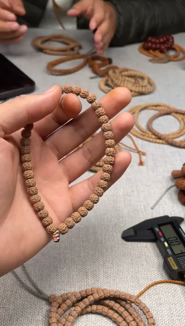 手串柏香籽/百香籽璞**话一代龙手串