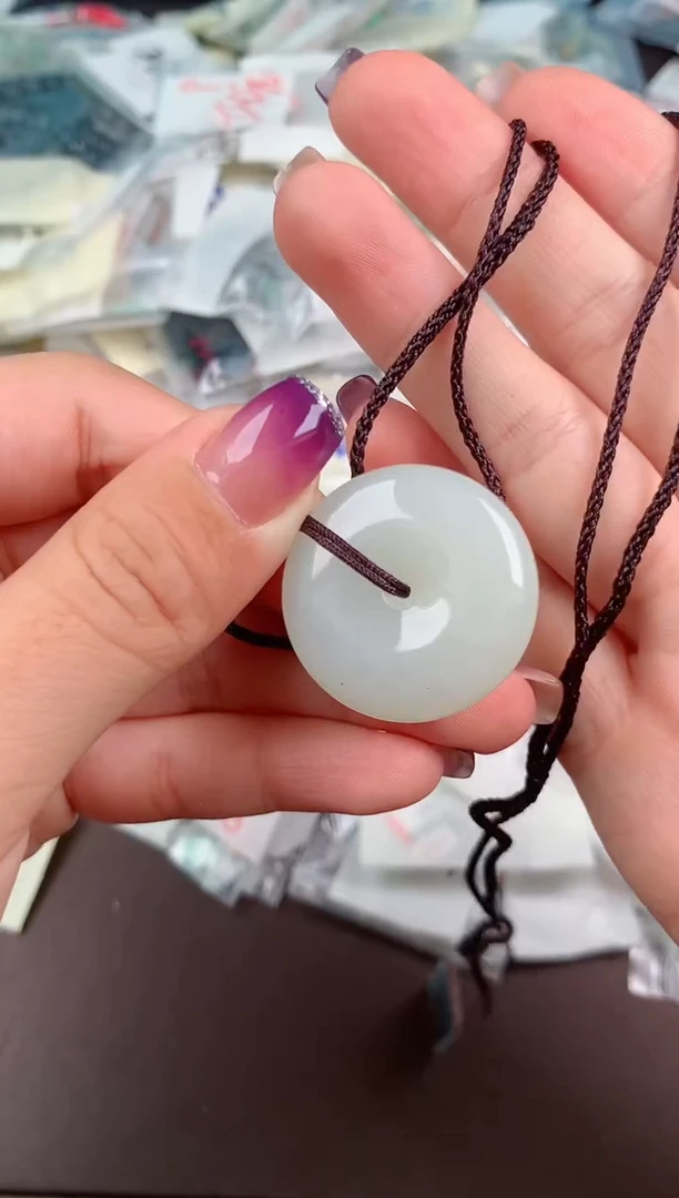 和田玉未镶嵌挂件一