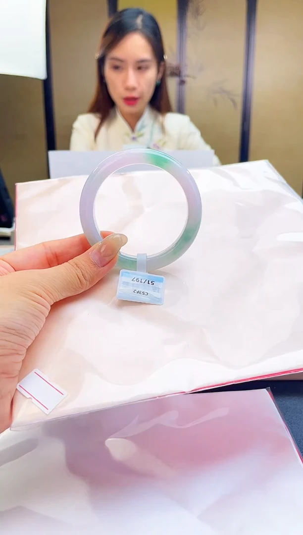 未镶嵌手镯翡翠退货标签需完好-197