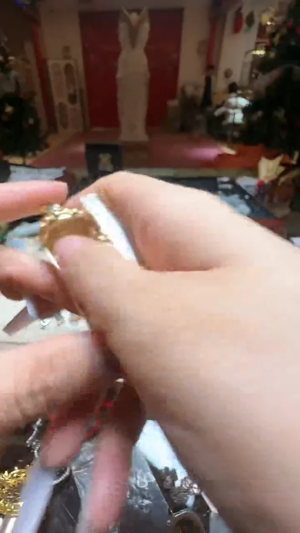 【闪购商品】翡翠吊坠(不含链)未镶嵌翡翠