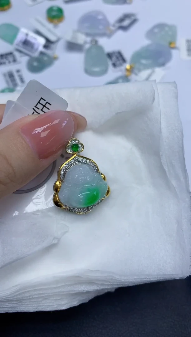 颈饰未镶嵌翡翠天然缅甸翡翠A货多样性发一件