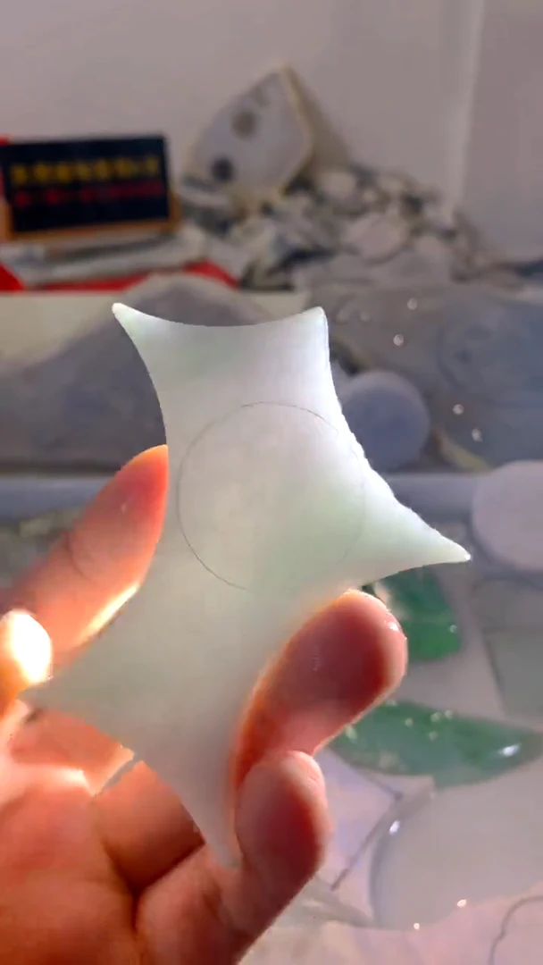 翡翠未镶嵌颈饰缅甸A货翡翠97