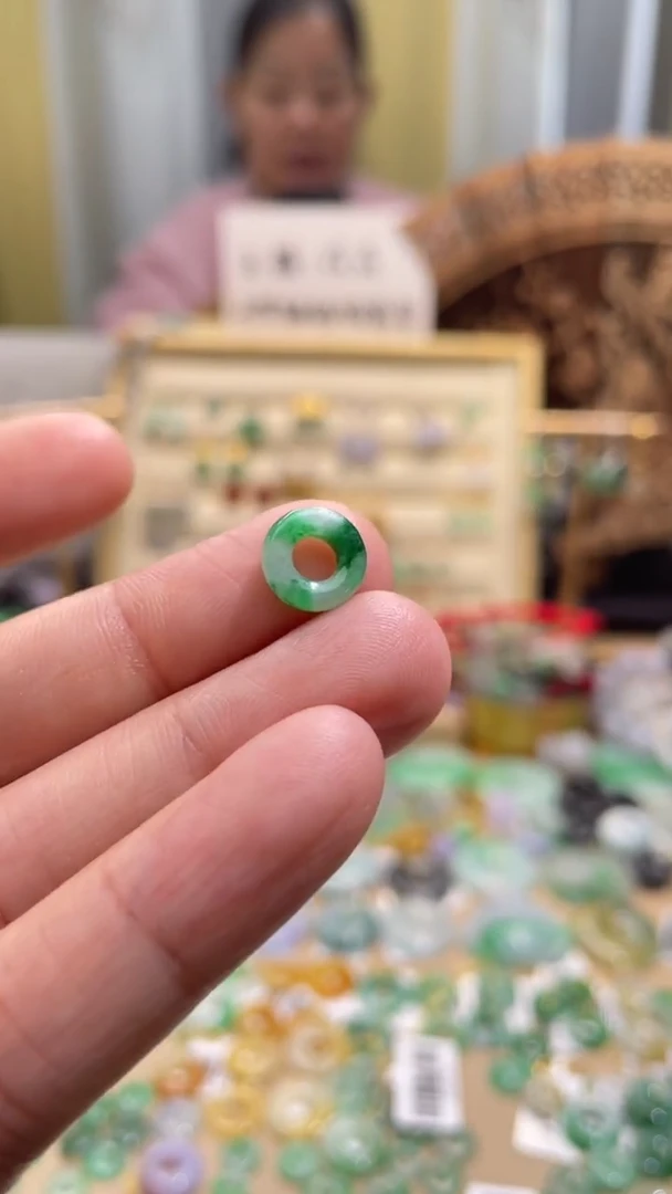 颈饰未镶嵌翡翠甜甜圈